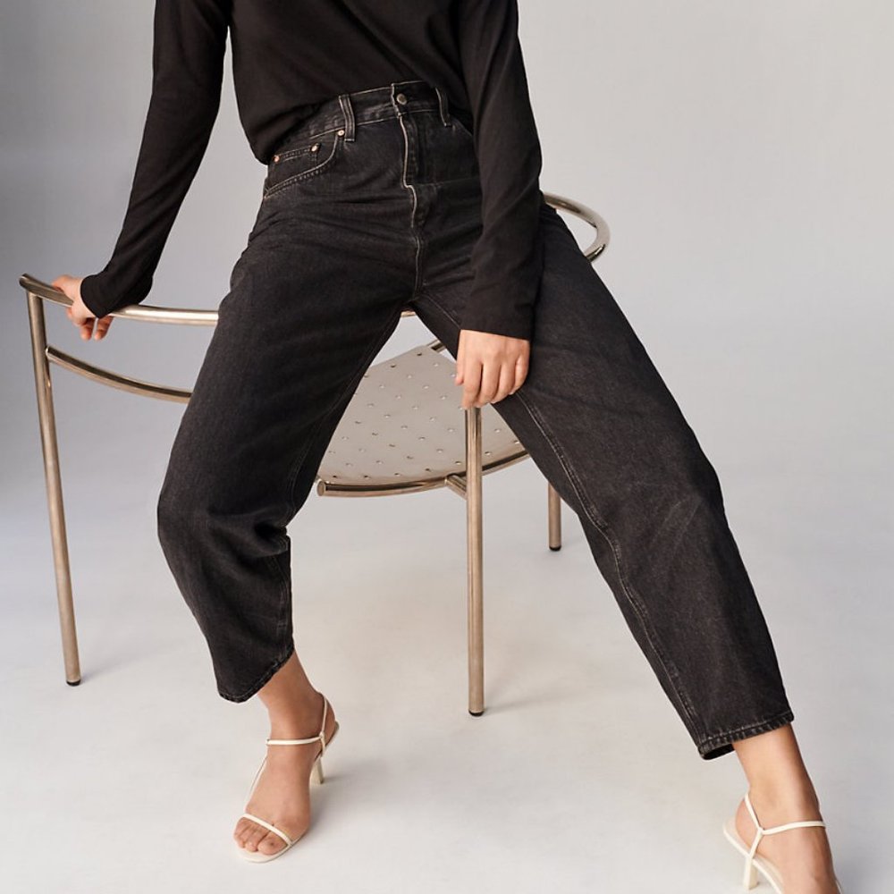 Denim Forum The Gia High Rise Carrot - Black - Size 26L